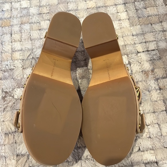 Veronica Beard Halifax clog in color Desert. SOLD OUT ONLINE - Picture 4 of 6